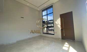 Imagem 5: Casa térrea / Cond. Rudá / 03 dormitórios sendo 01 suíte c/ closet e hidromassagem / Pisc