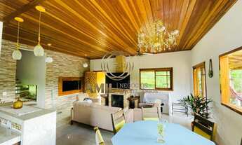 Imagem: Chácara / Casa Sobrado / 03 dormitórios