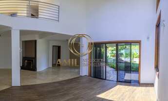 Imagem 2: Aluguel de Casa de Luxo no Condomínio Esplanada do Sol em São José dos Campos-SP: 4 Quarto