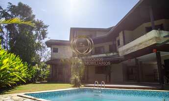 Imagem 1: Aluguel de Casa de Luxo no Condomínio Esplanada do Sol em São José dos Campos-SP: 4 Quarto