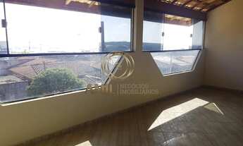 Imagem: Sobrado, 03 Dormitórios sendo 01 Suíte