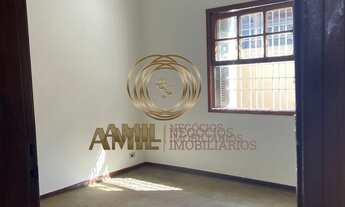 Imagem 2: Excelente Casa para Locação no Centro de Jacareí-SP 5 quartos, 1 suíte, 2 salas, 2 banhei