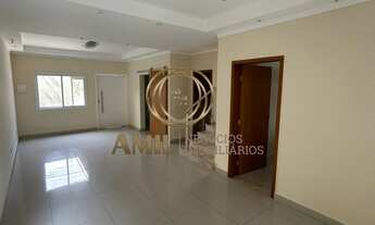 Imagem 2: Casa sobrado / 3 Dormitórios sendo uma suíte c/ closet / Villa Branca /192m² / Jacareí