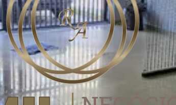 Imagem 2: Oportunidade Única: Ponto Comercial com 4 Salas e 3 Vagas de Garagem no Jardim Maringá - S