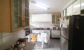 Imagem 6: Apartamento amplo com 2 dorms e dependência completa de empregada, no bairro do Marapé, S