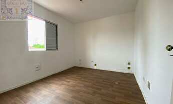 Imagem 5: Apartamento bem localizado e com garagem fechada em prédio baixo, além de estar a apenas 8