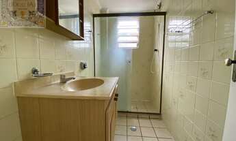 Imagem 4: Apartamento bem localizado e com garagem fechada em prédio baixo, além de estar a apenas 8