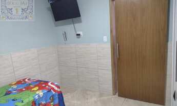 Imagem 6: Venda Casa Santos SP - mAr dOce lAr excelente com quintal e varanda moderna com ar-condici