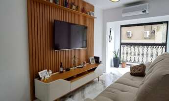 Imagem: Apartamento espaçoso com sacada, elevador