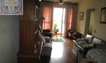 Imagem 2: Apartamento à venda em Santos-SP, Bairro Boqueirão: frente, 2 quartos, sala com sacada, 2