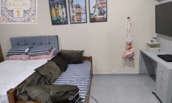 Imagem 2: Venda Apartamento Santos SP - mAr dOce lAr reformado e com planejados, o prédio tem acesso