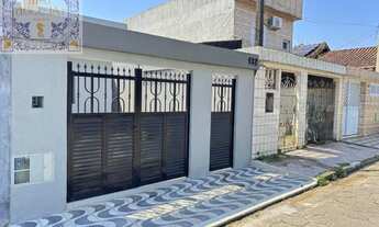 Imagem: Casa à venda em São Vicente-SP, bairro