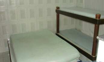 Imagem 4: Sobrado à venda na Praia do Morro, kitnets