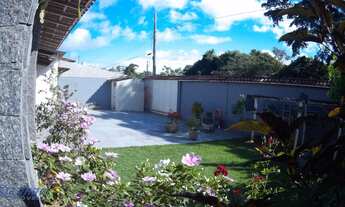 Imagem 2: Excelente Casa À Venda com 4 Quartos na Praia do Morro em Guarapari-ES