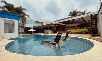 Imagem: 4 dormitórios, 1 suítes, 4 banheiro, 2