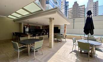 Imagem 2: 4 dormitórios, 4 suíte, 6 banheiro, 4 vagas na garagem, 226M² de Área Construída