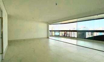 Imagem 7: 4 dormitórios, 4 suíte, 6 banheiro, 4 vagas na garagem, 226M² de Área Construída