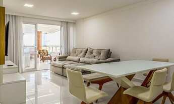 Imagem 5: 4 dormitórios, 4 suíte, 6 banheiro, 2 vagas na garagem, 220M² de Área Construída