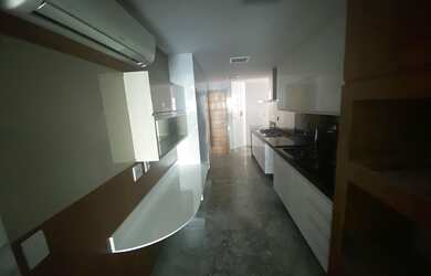 Imagem 10: LUXUOSO APARTAMENTO DE FRENTE PARA O MAR NA PRAIA DA COSTA - VILA VELHA / ES