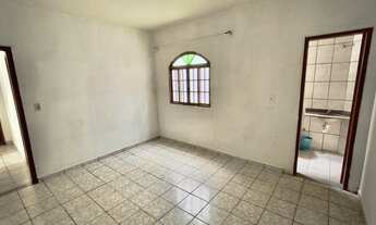 Imagem 2: 3 dormitórios na Rua Dr. Adir Gomes