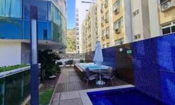 Imagem 2: Cobertura Duplex com 300m², 4 suítes sendo 2 canadenses, 5 vagas de garagens soltas