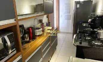 Imagem 7: Com uma área de 90 m² e uma localização privilegiada em Jardim Camburi, este apartamento é