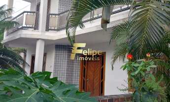 Imagem 5: BELÍSSIMA CASA DUPLEX COM 04 QUARTOS, SENDO 03 SUÍTES, COM UMA EXCELENTE ÁREA DE LAZER, À