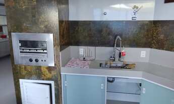 Imagem 4: Cobertura com piscina e vista para o mar na Praia do Morro