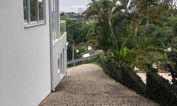 Imagem 2: Linda casa com projeto moderno Chácara Flora Valinhos - 5 suítes, 4 vagas