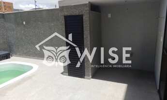 Imagem 4: Sobrado com piscina no Residencial Alisson, Rio Pequeno, Camboriú-SC