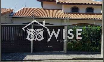 Imagem: Casa à venda, 258 m2, a uma quadra da praia