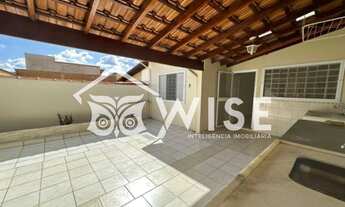 Imagem: Casa térrea com área gourmet, em Andradas