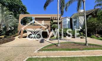 Imagem: Casa ampla com 4 suítes, área gourmet