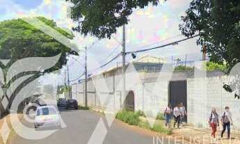 Imagem 4: Terreno de 1.720 m², bem localizado, próximo a Rod Luiz de Queiroz, no bairro Vila Biasi