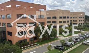 Imagem 5: Sala Comercial Alto Padrão para Aluguel com Heliponto, Auditório e Copa - Localização Priv