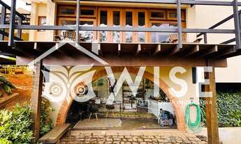 Imagem: Casa de alto padrão em condomínio fechado