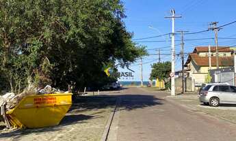 Imagem 2: Casa para locação com piscina próxima da praia e mar de Costazul