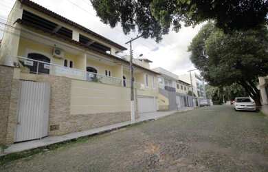 Imagem 2: Mansão na Gávea à venda em Muriaé-MG