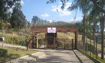 Imagem 4: Melhor lote no melhor condomínio Clube de São Roque integrado a um campo de golfe e a mata