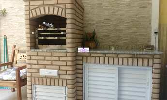 Imagem 2: CASA COM ACABAMENTO IMPECÁVEL EM COTIA