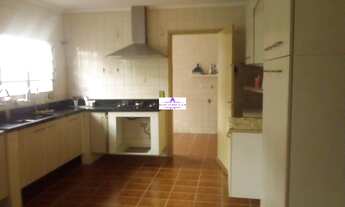 Imagem 4: SOBRADO COM 03 DORMITÓRIOS/1 SUÍTE A VENDA