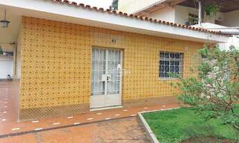 Imagem 7: Casa à venda em terreno de 700m² - Área Mista