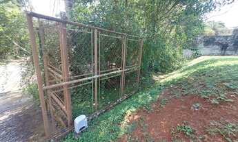 Imagem 7: Casa térrea com quase 300m no miolo da Granja Viana em terreno de 1.000 metros com espaço