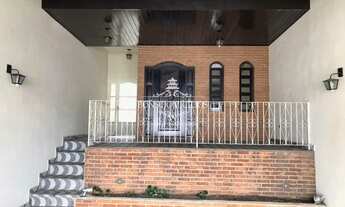 Imagem: Casa a venda no Centro de Cotia - 240m²