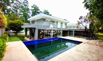 Imagem: CASA NO CORAÇÃO DA GRANJA VIANA À 900