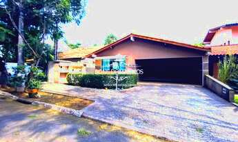 Imagem: Granja Viana - CASA TÉRREA 6 DORMS SENDO