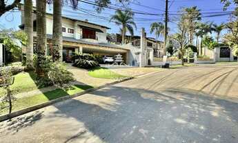 Imagem 2: Cond. São Paulo II - MARAVILHOSA! 5 suítes, 70% MOBILIADA, lareiras, piscina, gourmet!