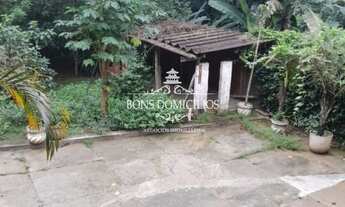 Imagem 4: Imperdível Casa de Luxo na Granja Viana: 03 Quartos, 01 Suíte, 250m², 6 Vagas de Garagem