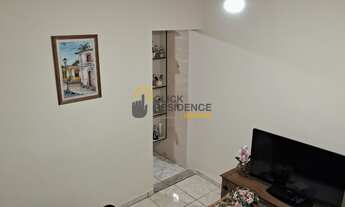 Imagem 4: Casa Assobradada com 2 Dormitórios (3 vagas com ampla sacada), a venda por R$ 420.000,00 n