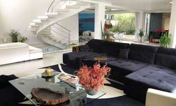 Imagem: Luxuosa residência em condomínio à venda